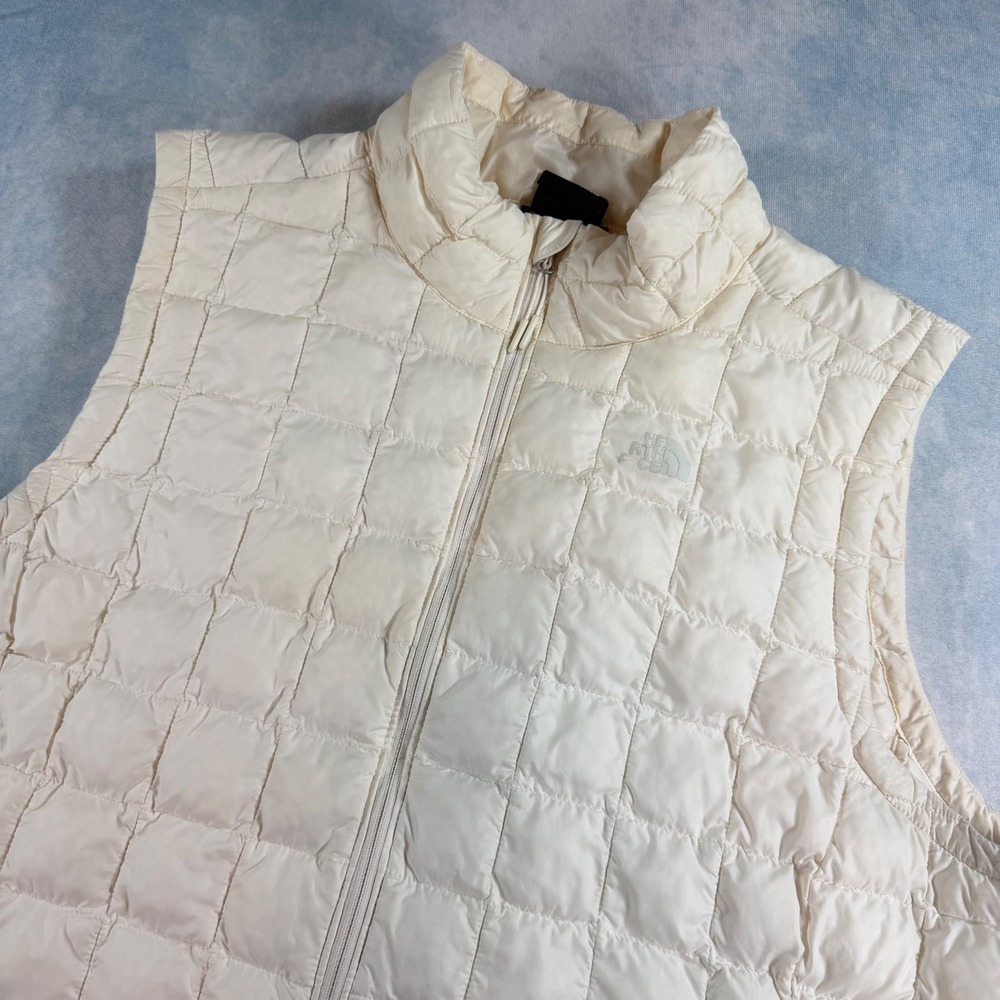 The North Face ThermoBall Eco Vest Womens XXL Cream White Good Quilted Puffer